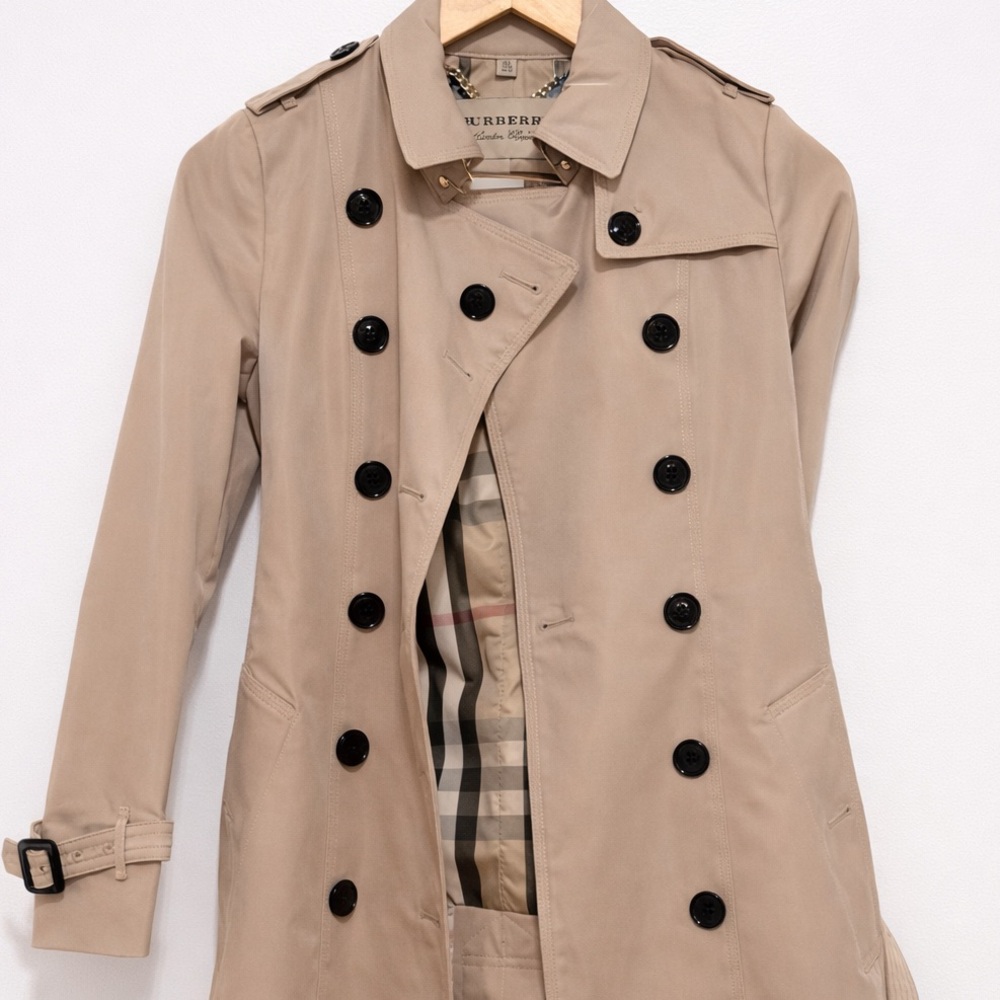 Burberry Beige Trench Coat with Check Lining